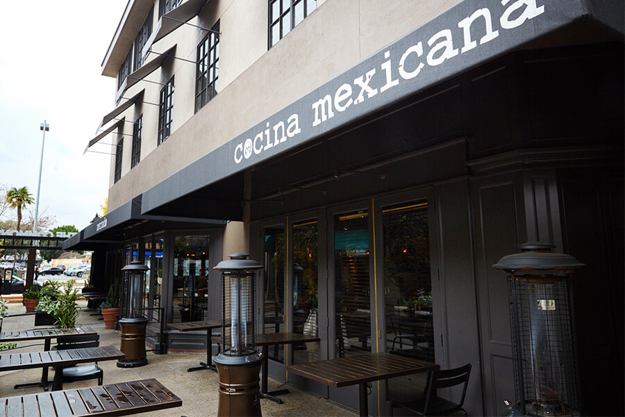 Mercado Pasadena South Lake Avenue