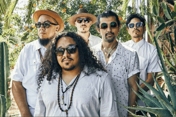 Buyepongo South Lake Avenue Pasadena Holidayfest